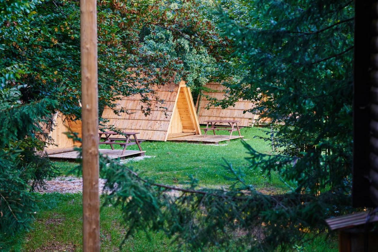 Glamping Village - Speleo Camp 로가텍 외부 사진
